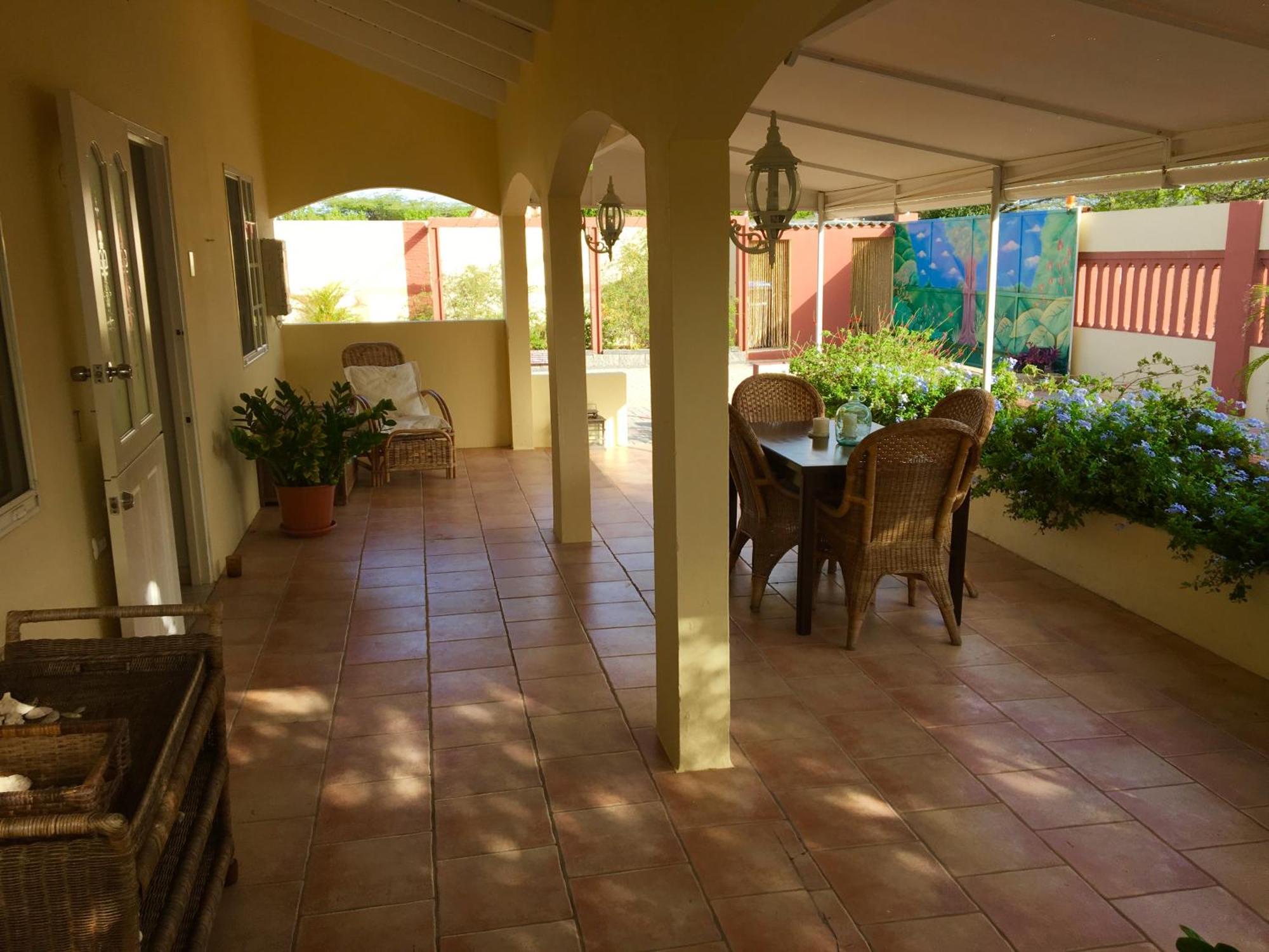Bubali Gardens By Kamerlingh Villa Noord Exterior photo